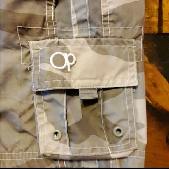 𝅺OP Camo Swim Trunks - Picture 3 of 5